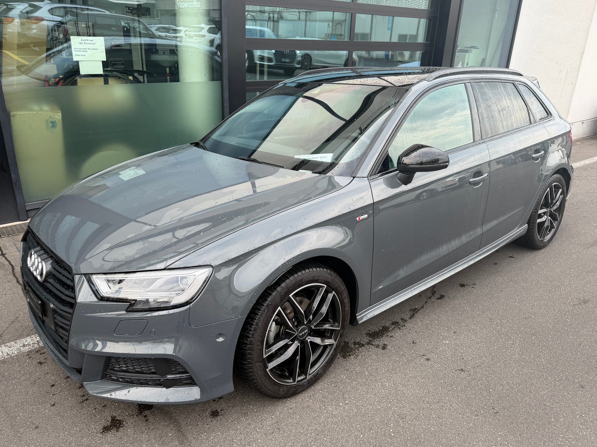 AUDI A3 Sportback 2.0 TDI Sport S-tronic-image-5