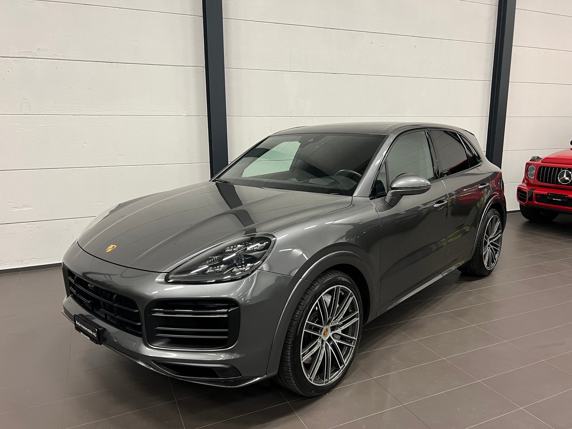 PORSCHE Cayenne Turbo-image-0