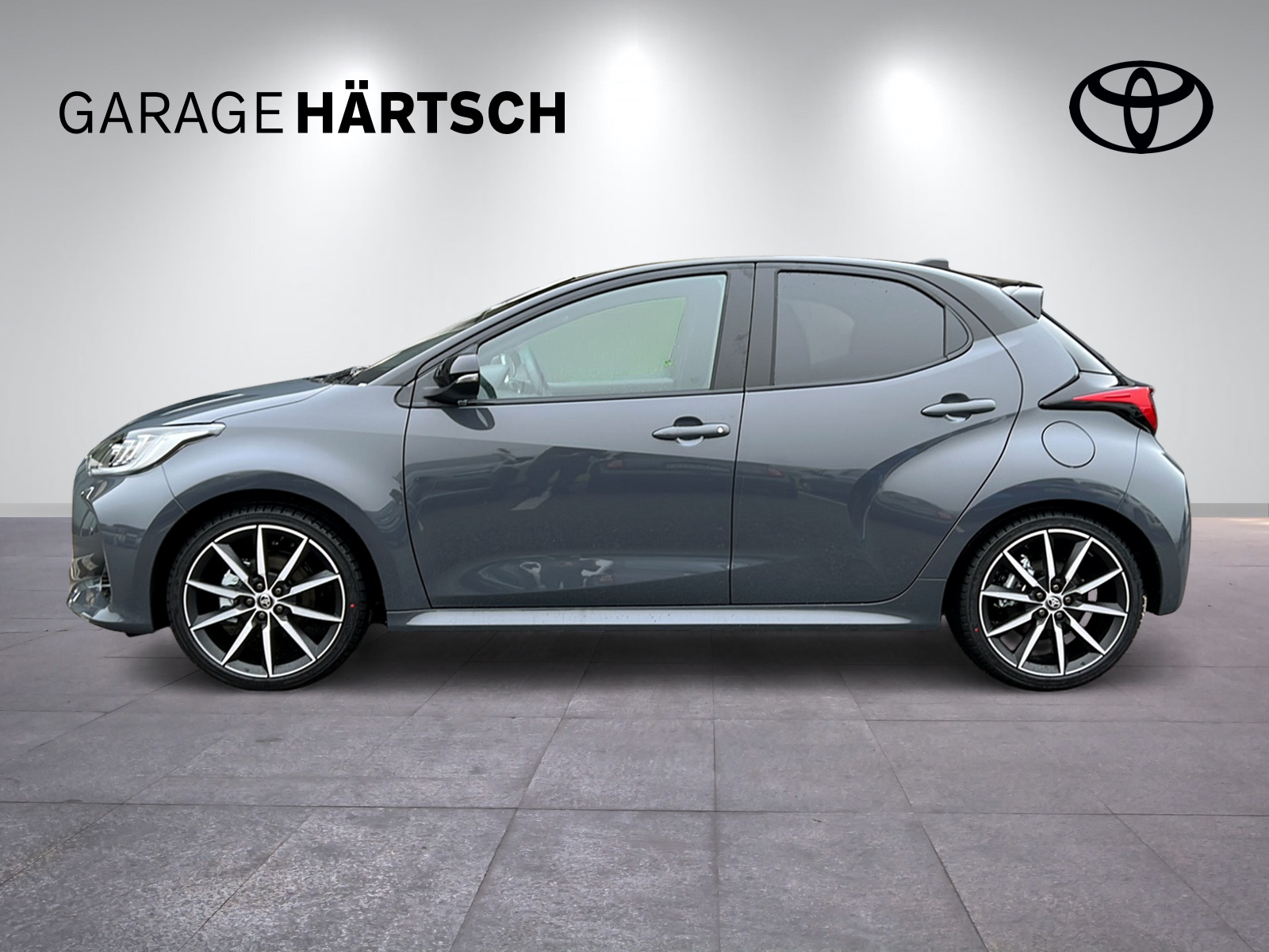 TOYOTA Yaris 1.5 VVT-i HSD GR Sport-image-1
