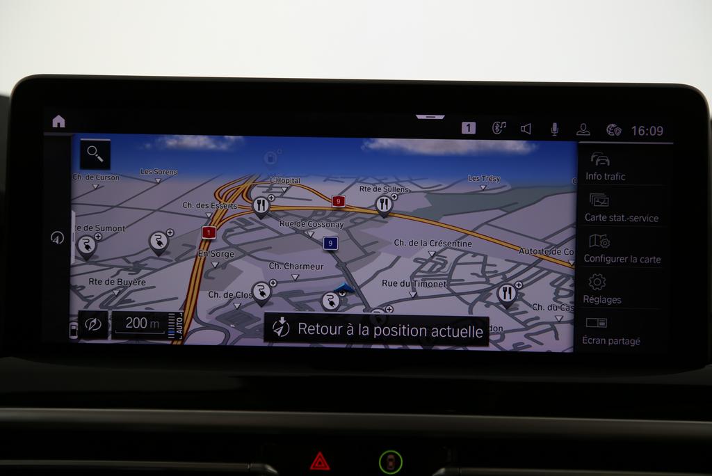 BMW X3 30e xDrive-image-8