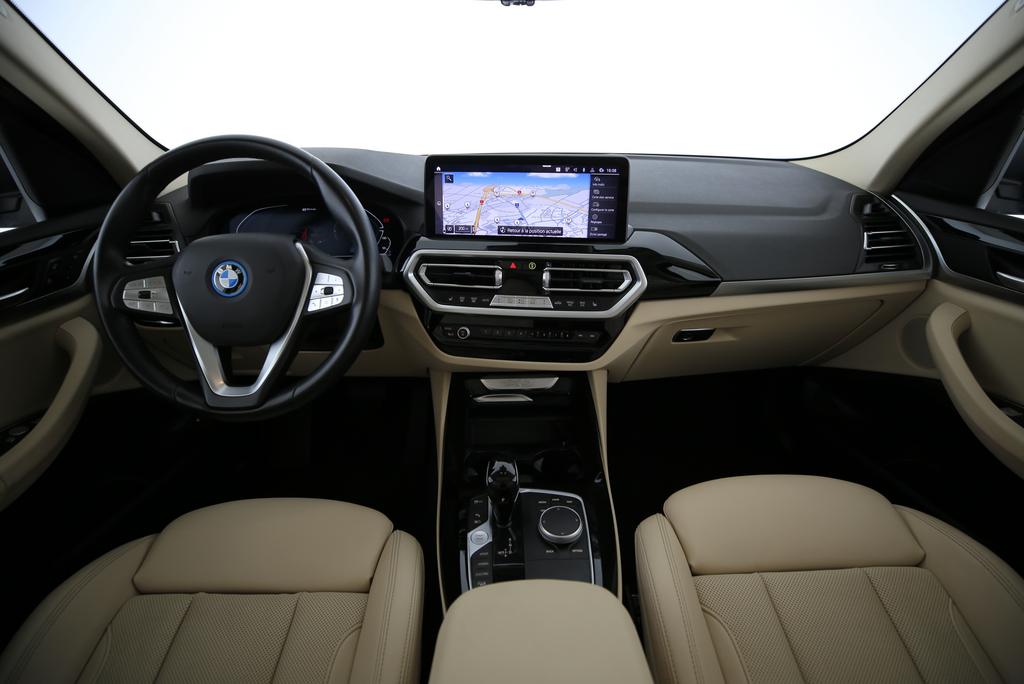 BMW X3 30e xDrive-image-4