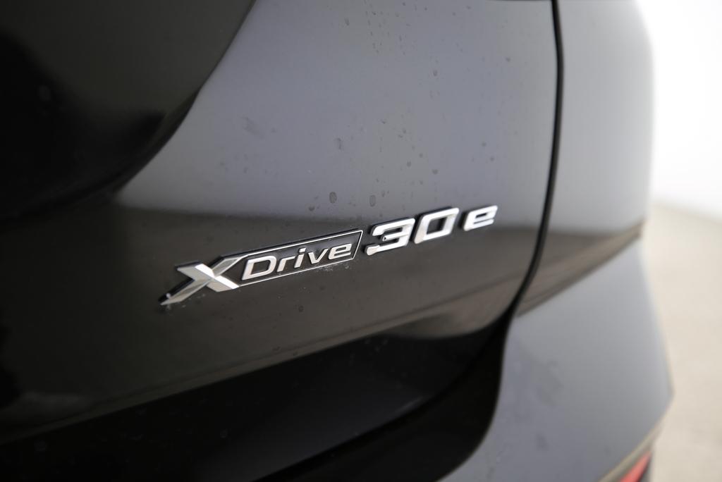 BMW X3 30e xDrive-image-19