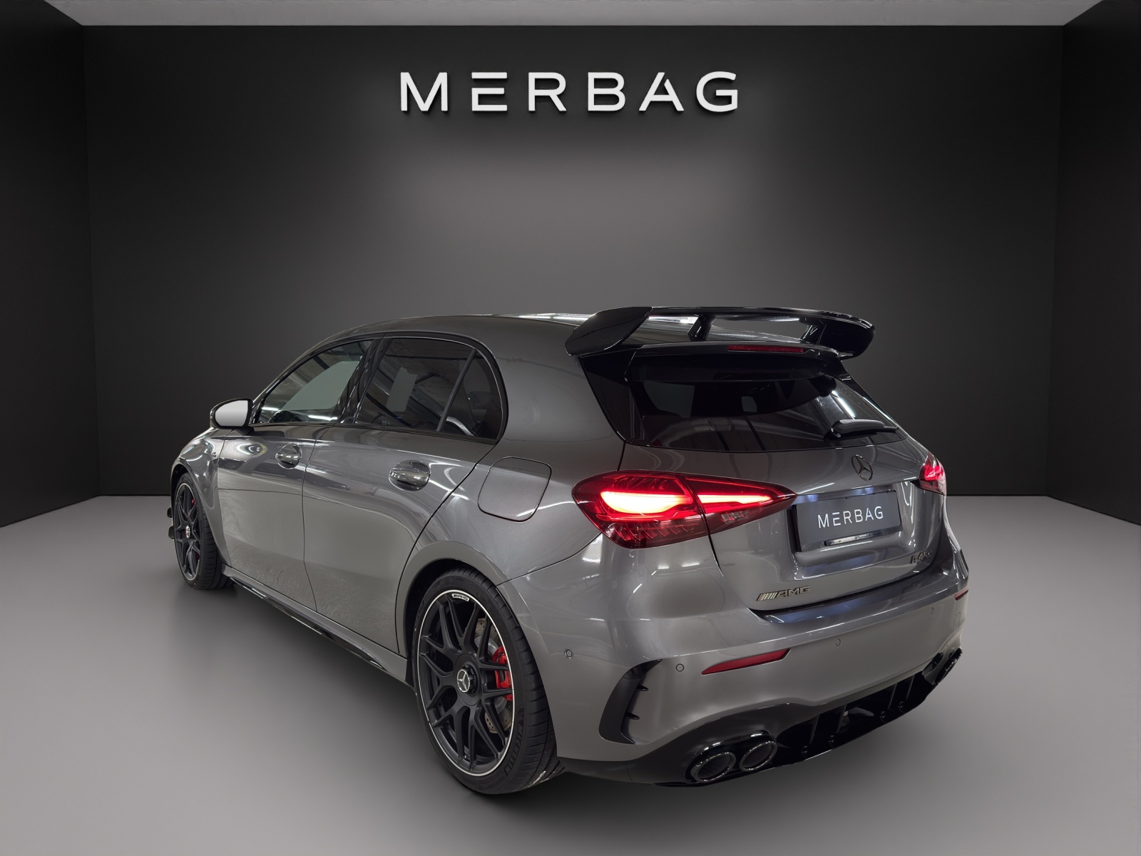 MERCEDES-BENZ A AMG 45 S 4Matic+ 8G-DCT-image-4