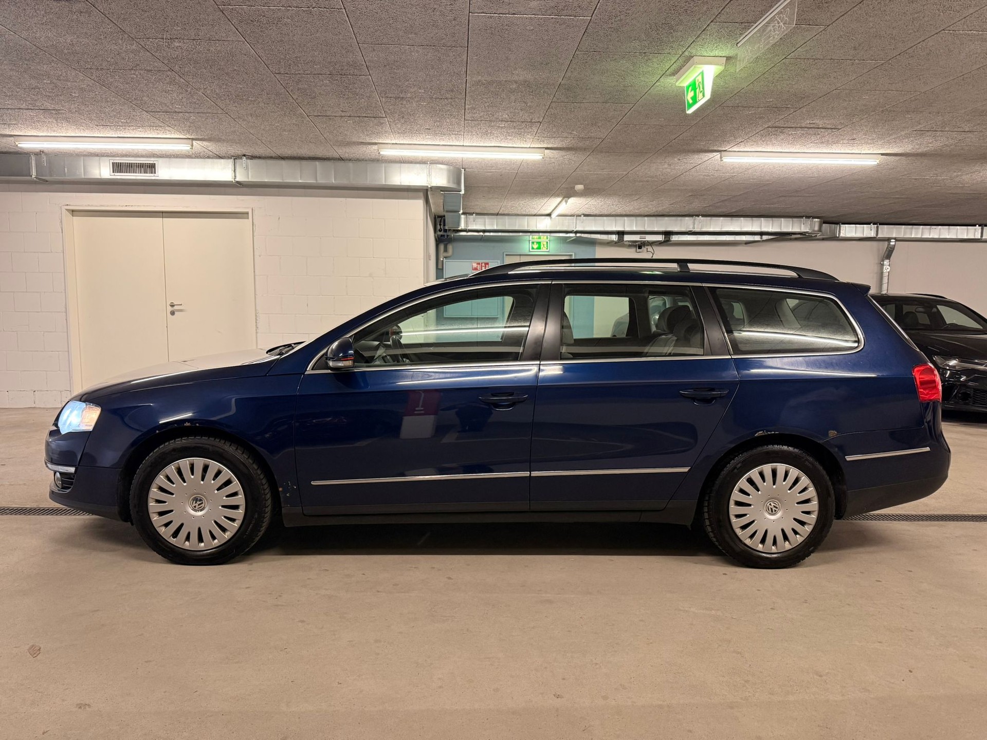 VW Passat Variant 2.0 TDI Comfortline DSG-image-3