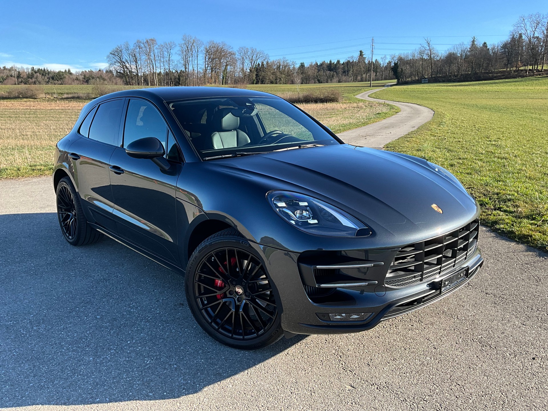 PORSCHE Macan Turbo PDK-image-2