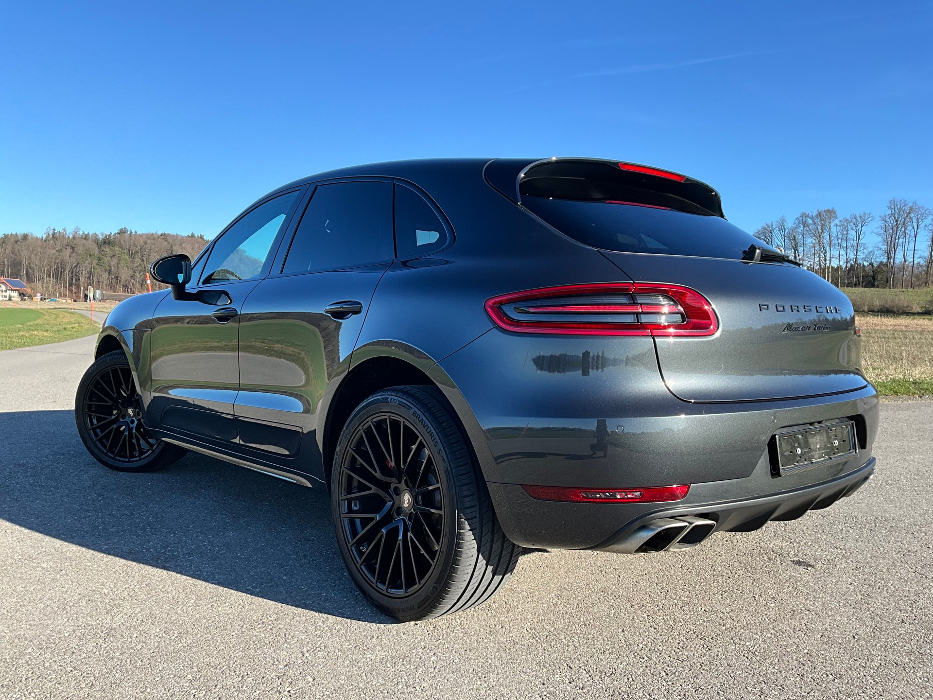 PORSCHE Macan Turbo PDK-image-8
