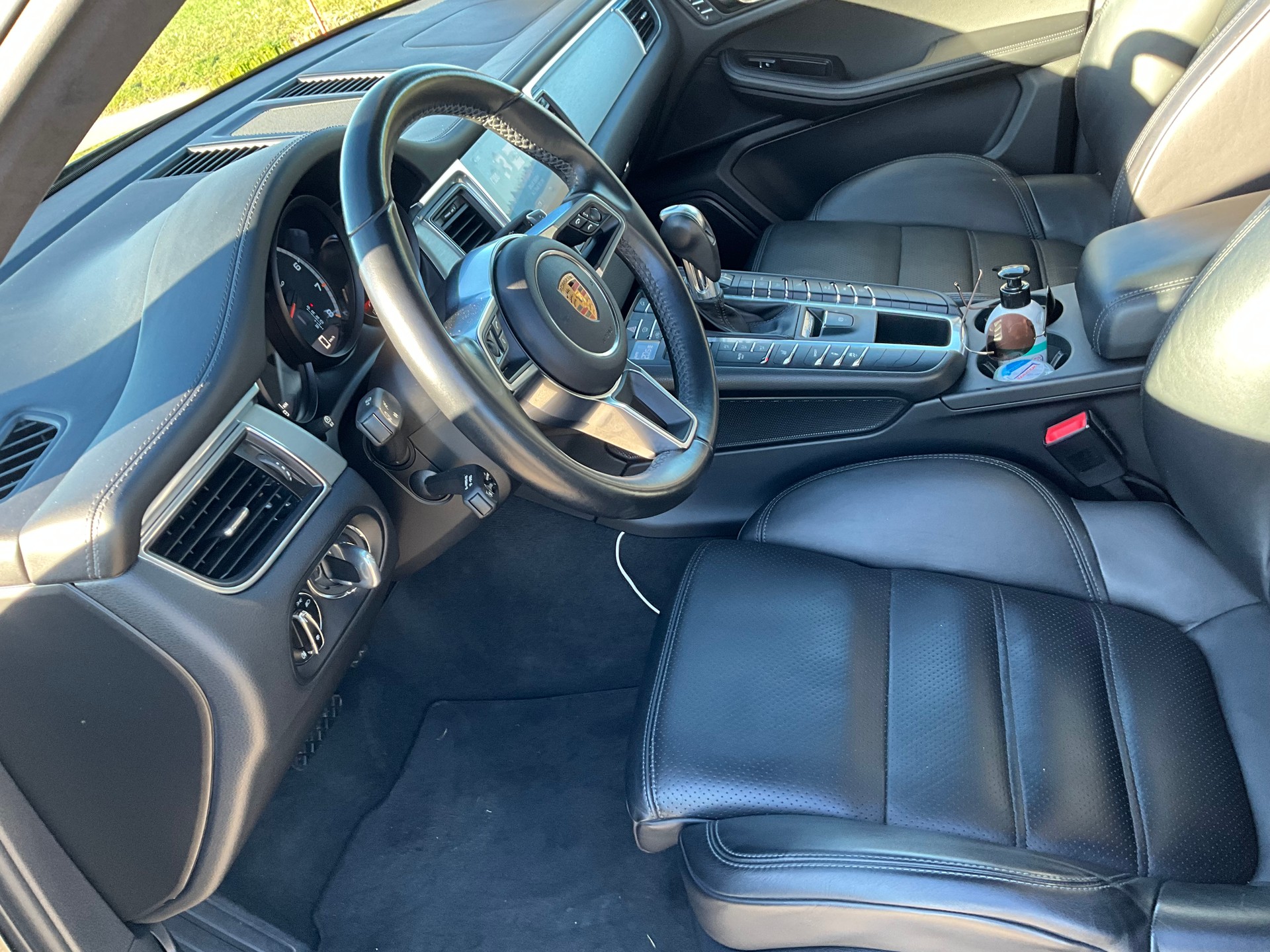 PORSCHE Macan Turbo PDK-image-18