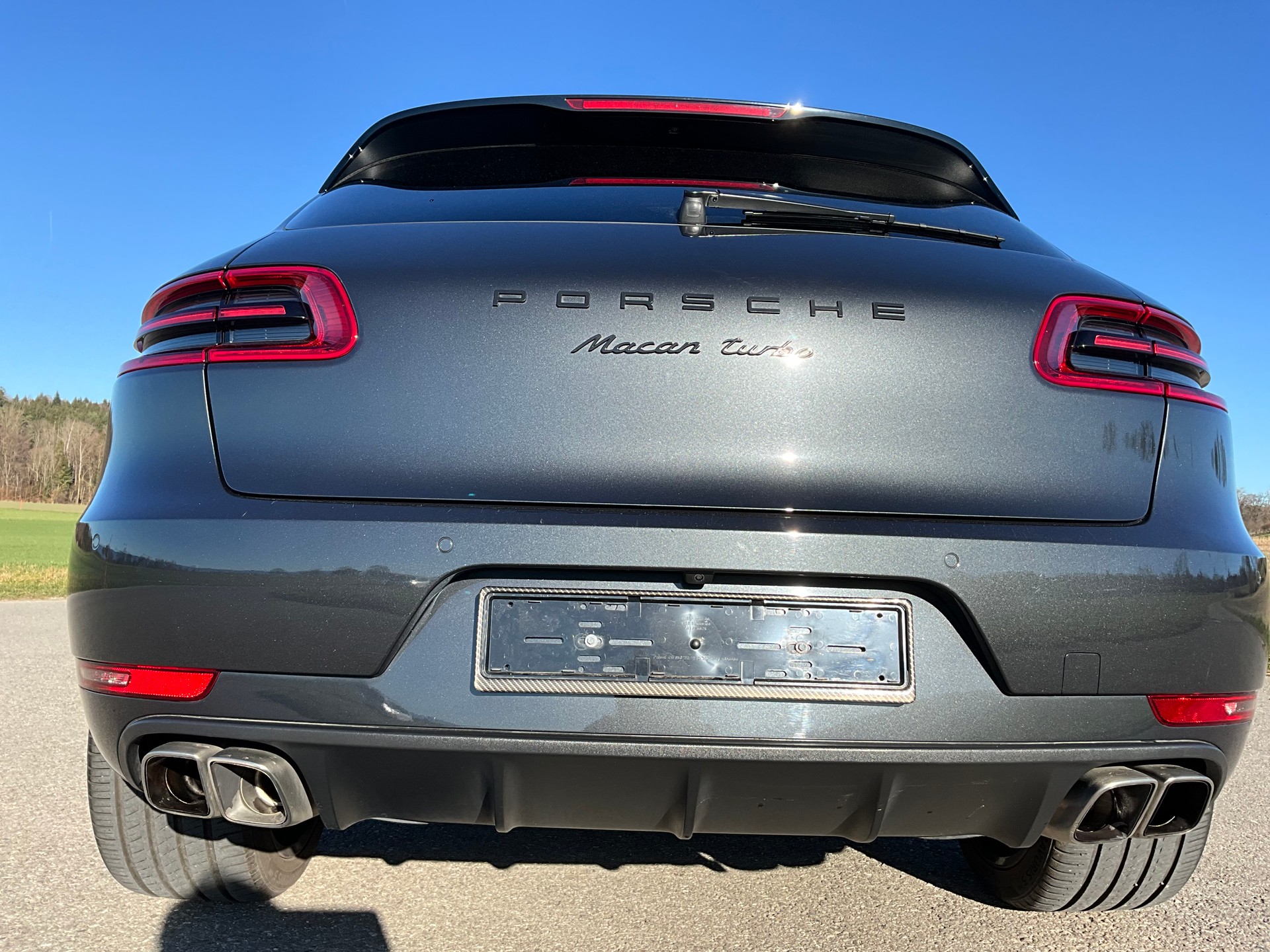 PORSCHE Macan Turbo PDK-image-9
