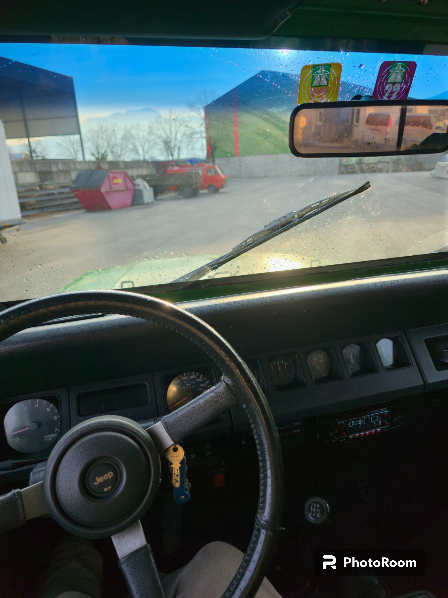 JEEP Wrangler 4.0 Laredo-image-9