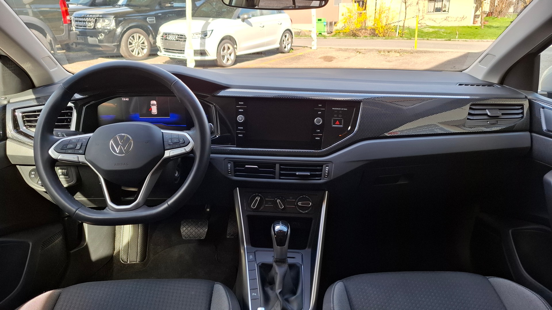 VW Polo 1.0 TSI Life DSG-showroom-element-2