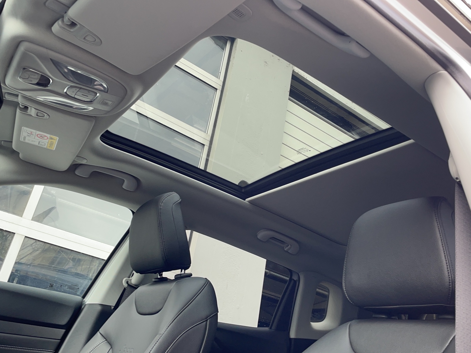 JEEP Compass 1.3 S 4xe-image-10