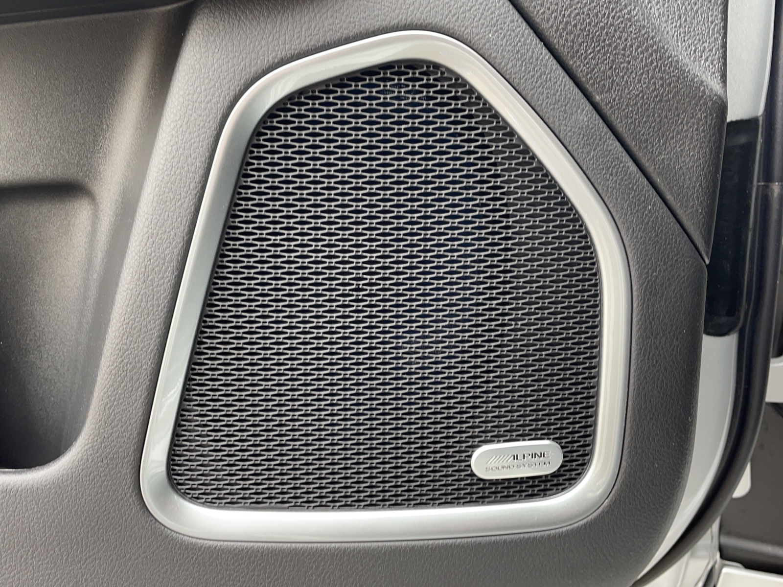 JEEP Compass 1.3 S 4xe-image-13