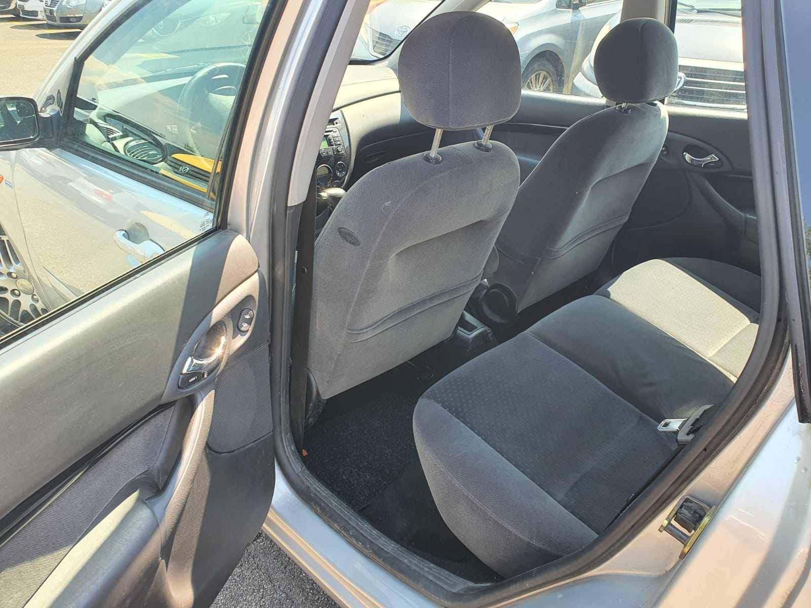 FORD Focus 2.0i 16V Carving-image-6