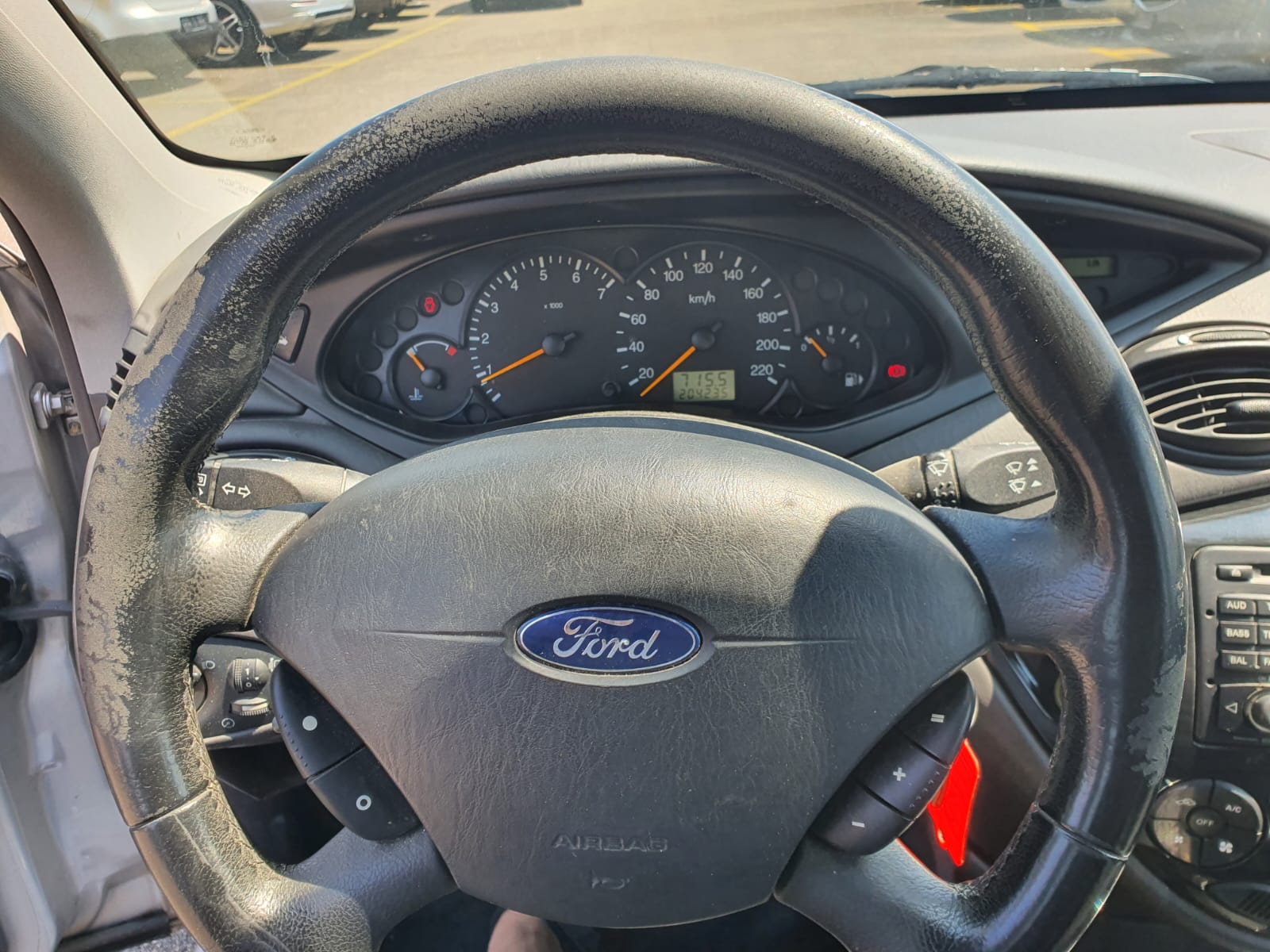 FORD Focus 2.0i 16V Carving-image-8