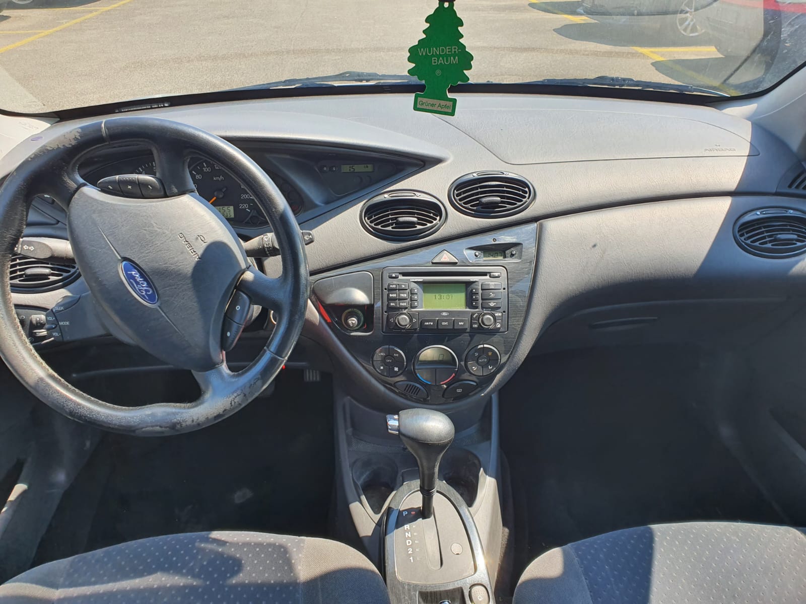 FORD Focus 2.0i 16V Carving-image-7