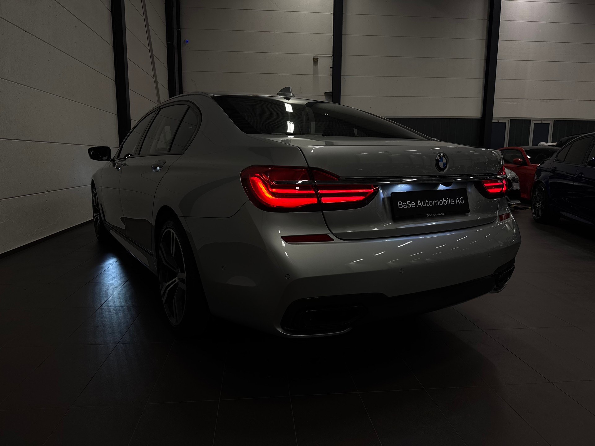 BMW 730Ld xDrive Steptronic M Sport-image-15