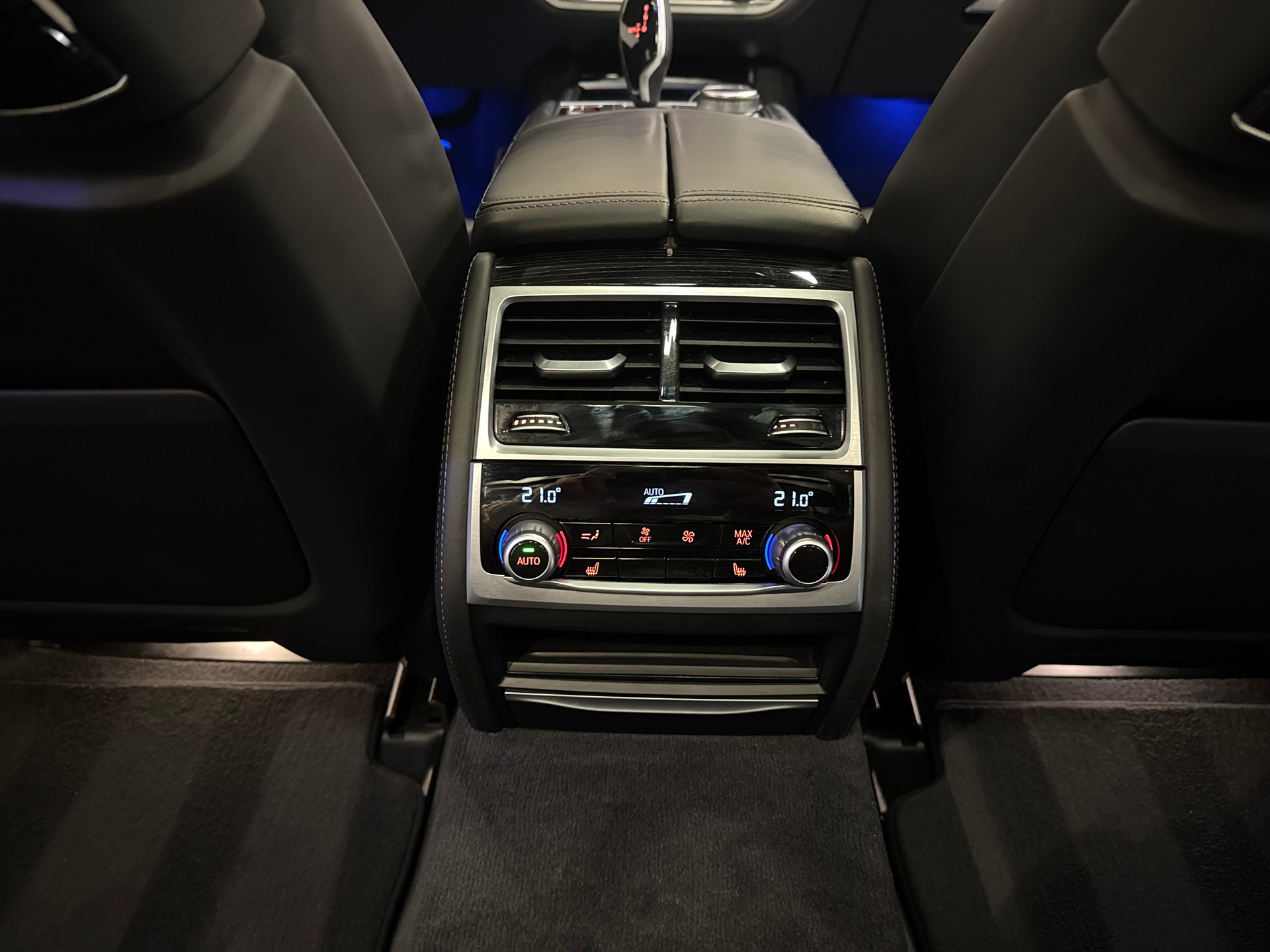 BMW 730Ld xDrive Steptronic M Sport-image-30