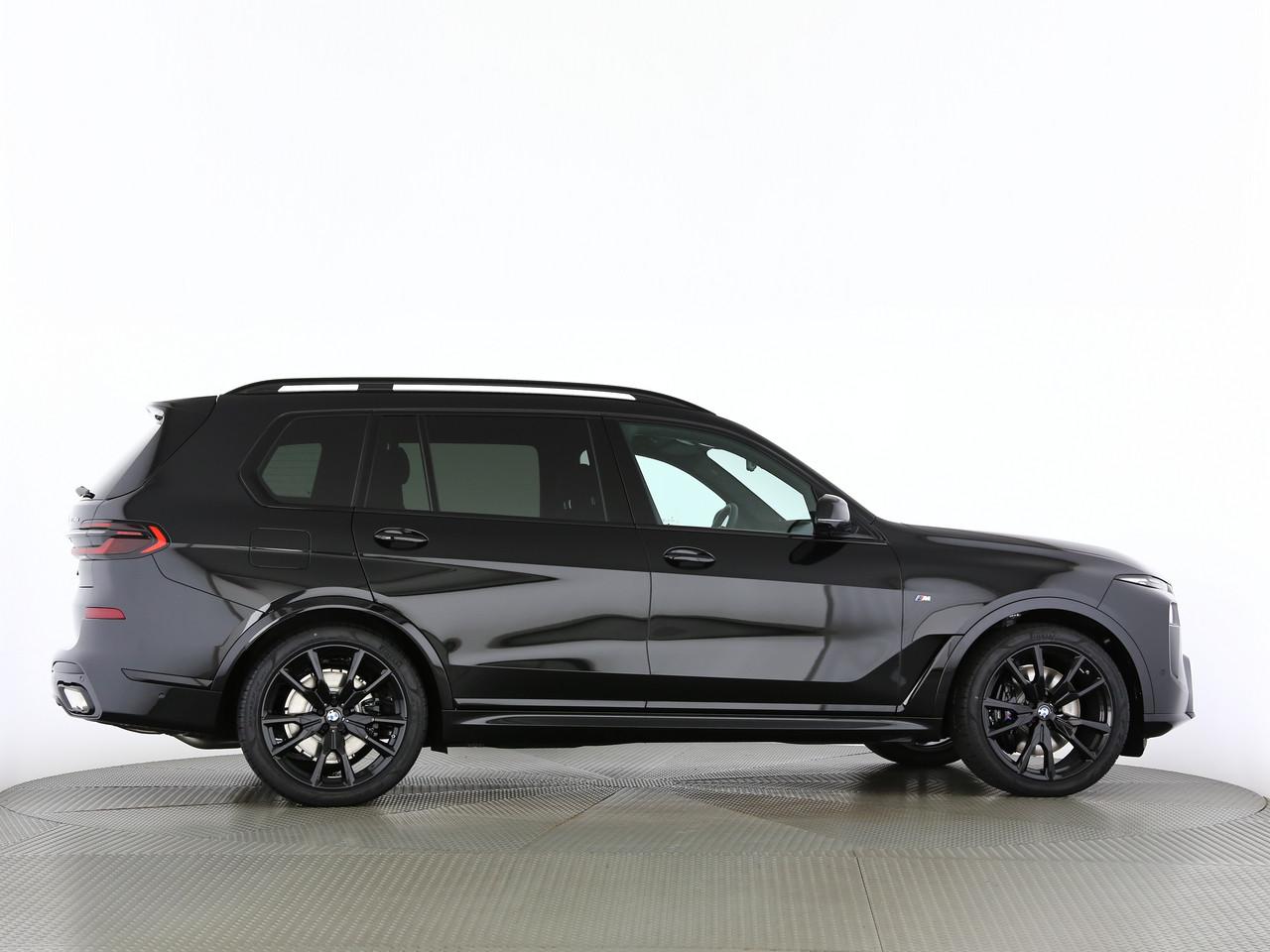 BMW X7 40d xDrive-image-14