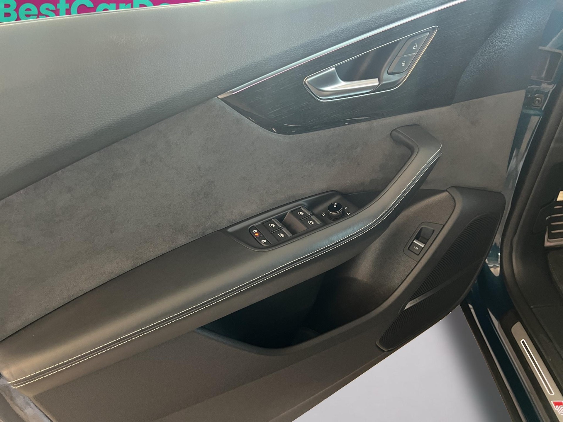 AUDI Q8 3.0 50 TDI quattro T-Tronic-image-17