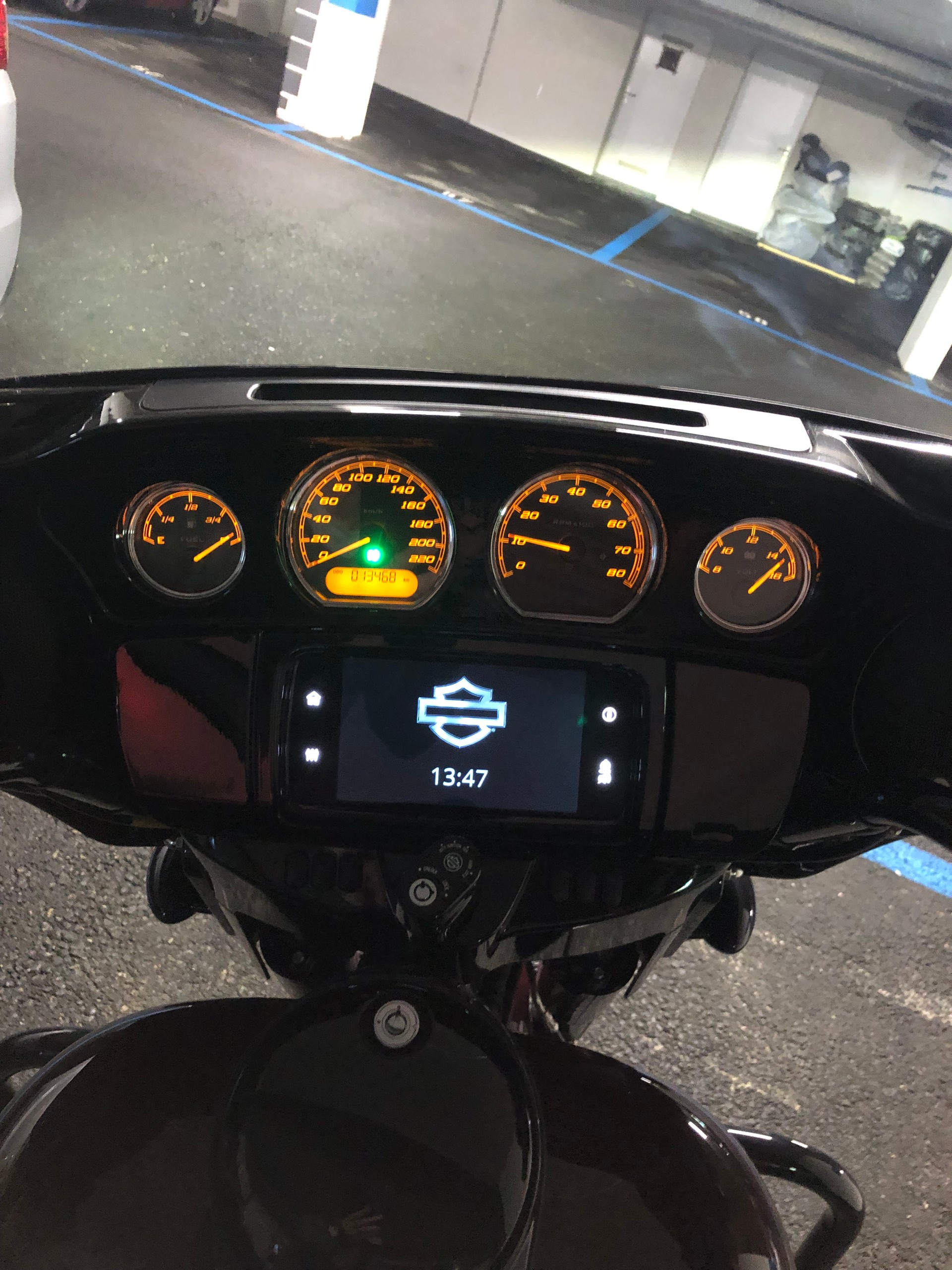 HARLEY-DAVIDSON FLHXS Street Glide Special 114-image-2