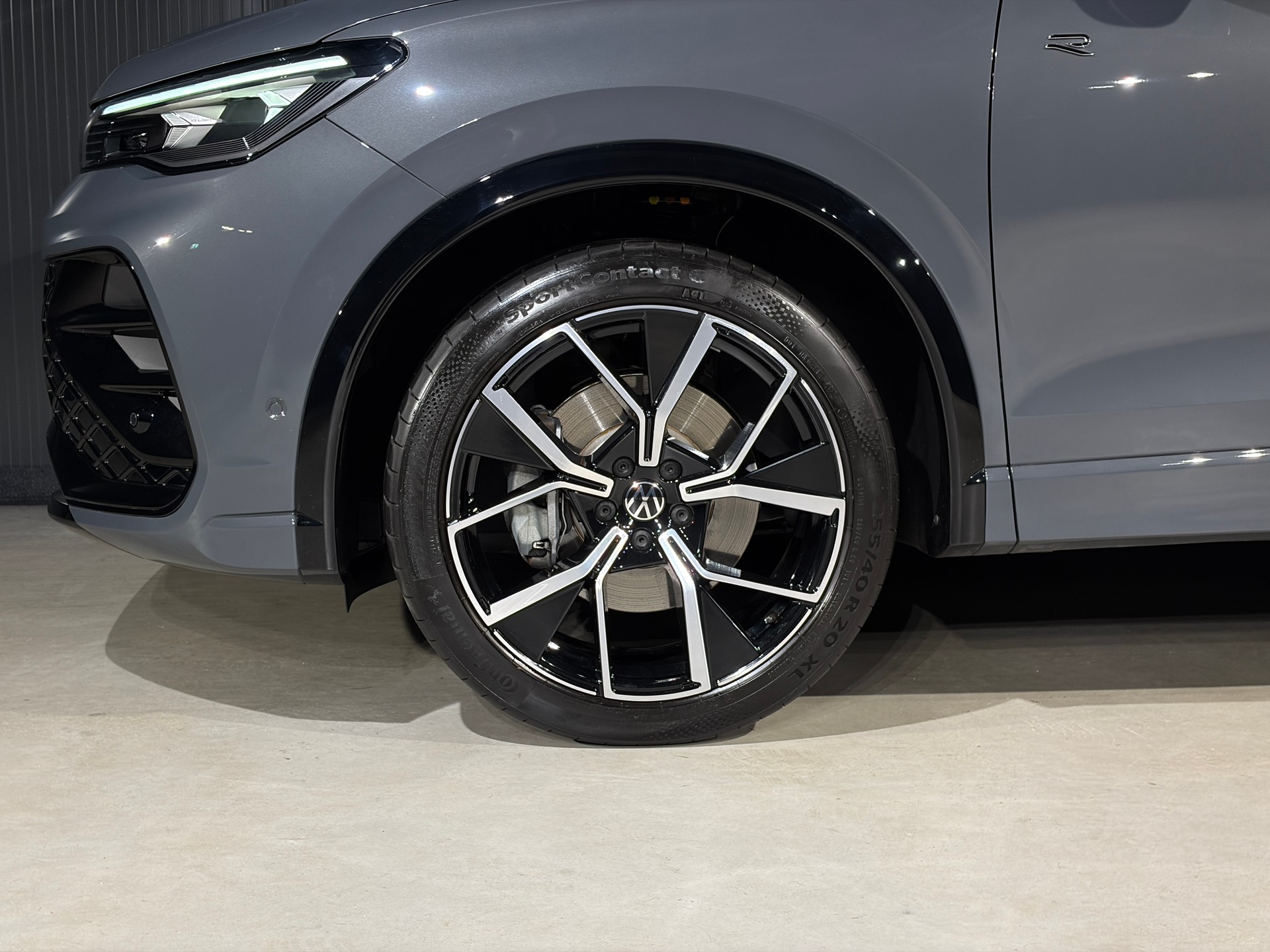 VW Tiguan 2.0 TDI SCR R-Line 4Motion DSG-image-28