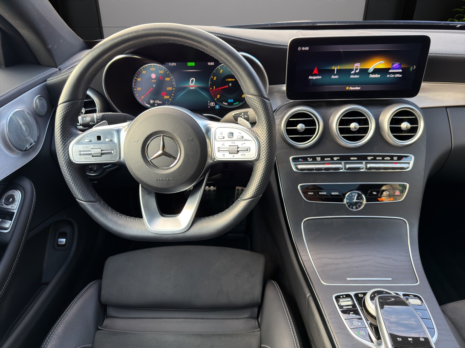 Image MERCEDES-BENZ C-200 C 200 Coupé 4Matic AMG Line + Premium + 9G-Tronic