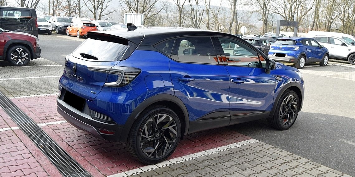 RENAULT Captur 1.8 E-Tech 160 Esprit Alpine DHT mit Winter Pack-image-3