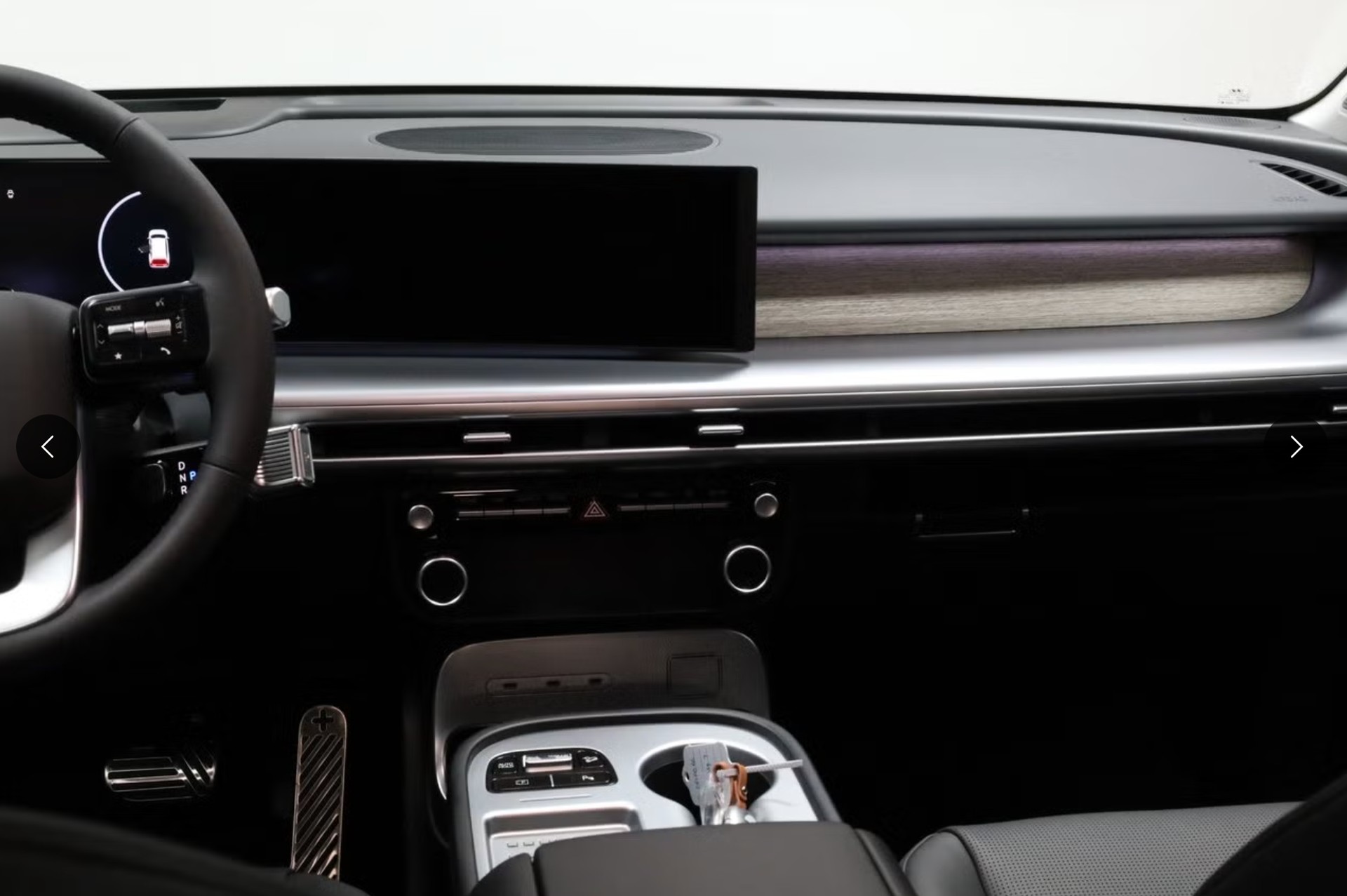 HYUNDAI Ioniq 9 110kWh Amplia 4WD-image-1