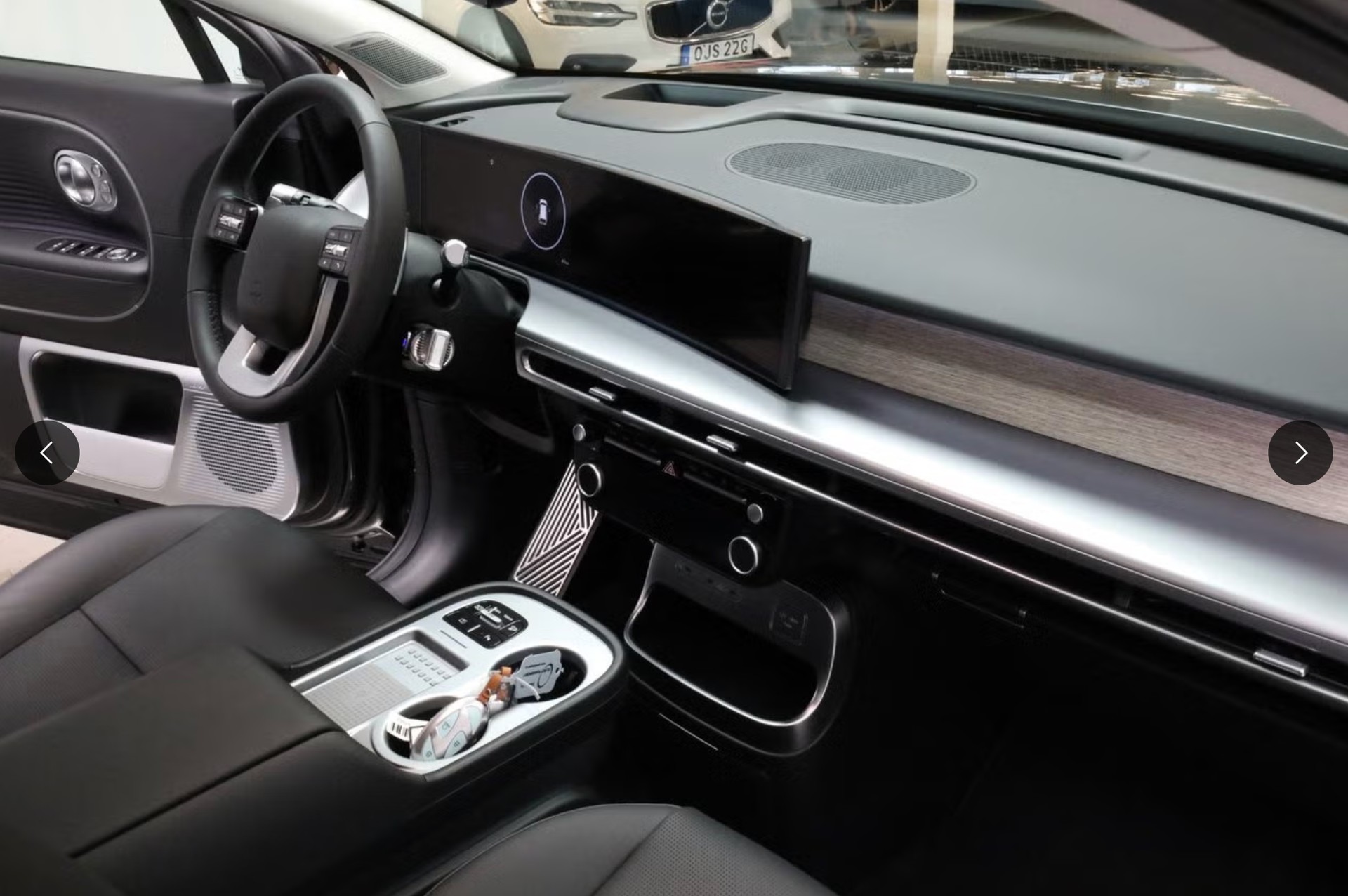 HYUNDAI Ioniq 9 110kWh Amplia 4WD-image-7