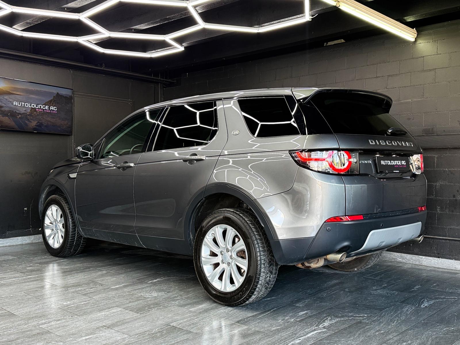 LAND ROVER Discovery Sport 2.0 TD4 SE AT9-image-4