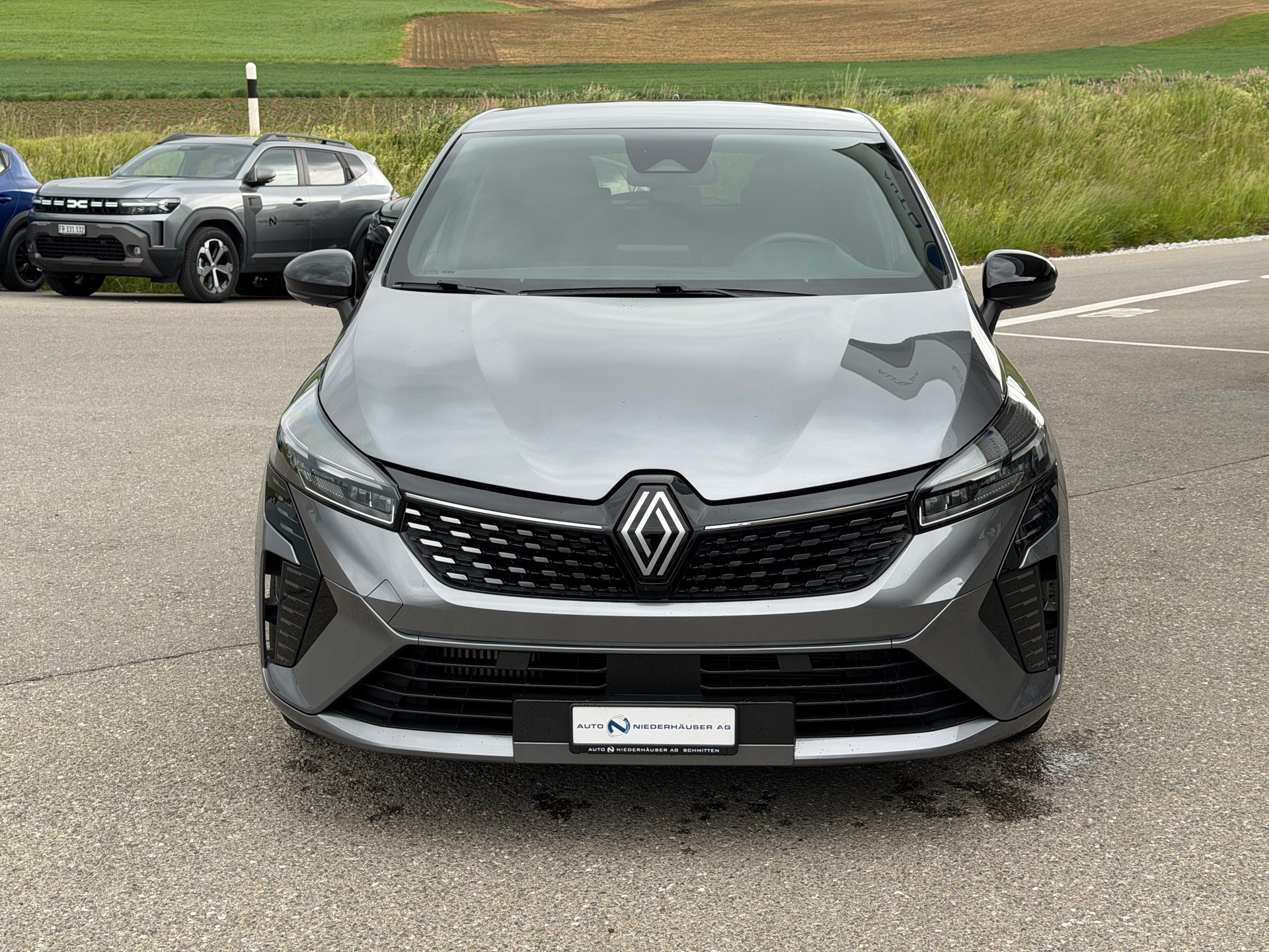 RENAULT Clio 1.0 Techno-image-1