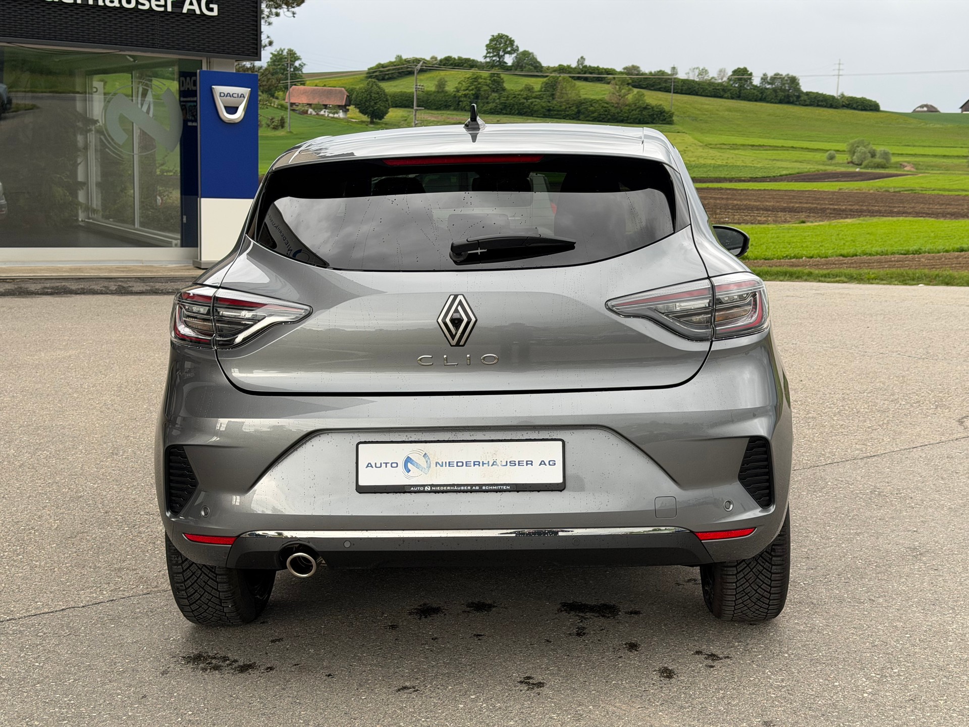 RENAULT Clio 1.0 Techno-image-4