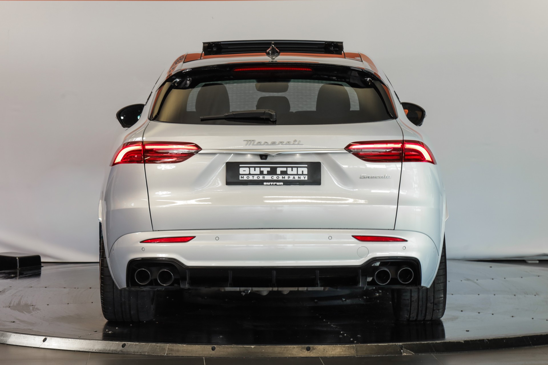 MASERATI Grecale 2.0 MHEV Modena Hybrid Automatica-showroom-element-2