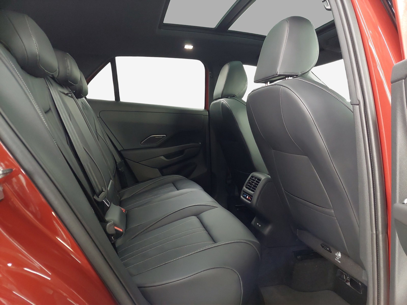 VW T-Roc 1.5 eTSI mHEV R-Line DSG-image-13