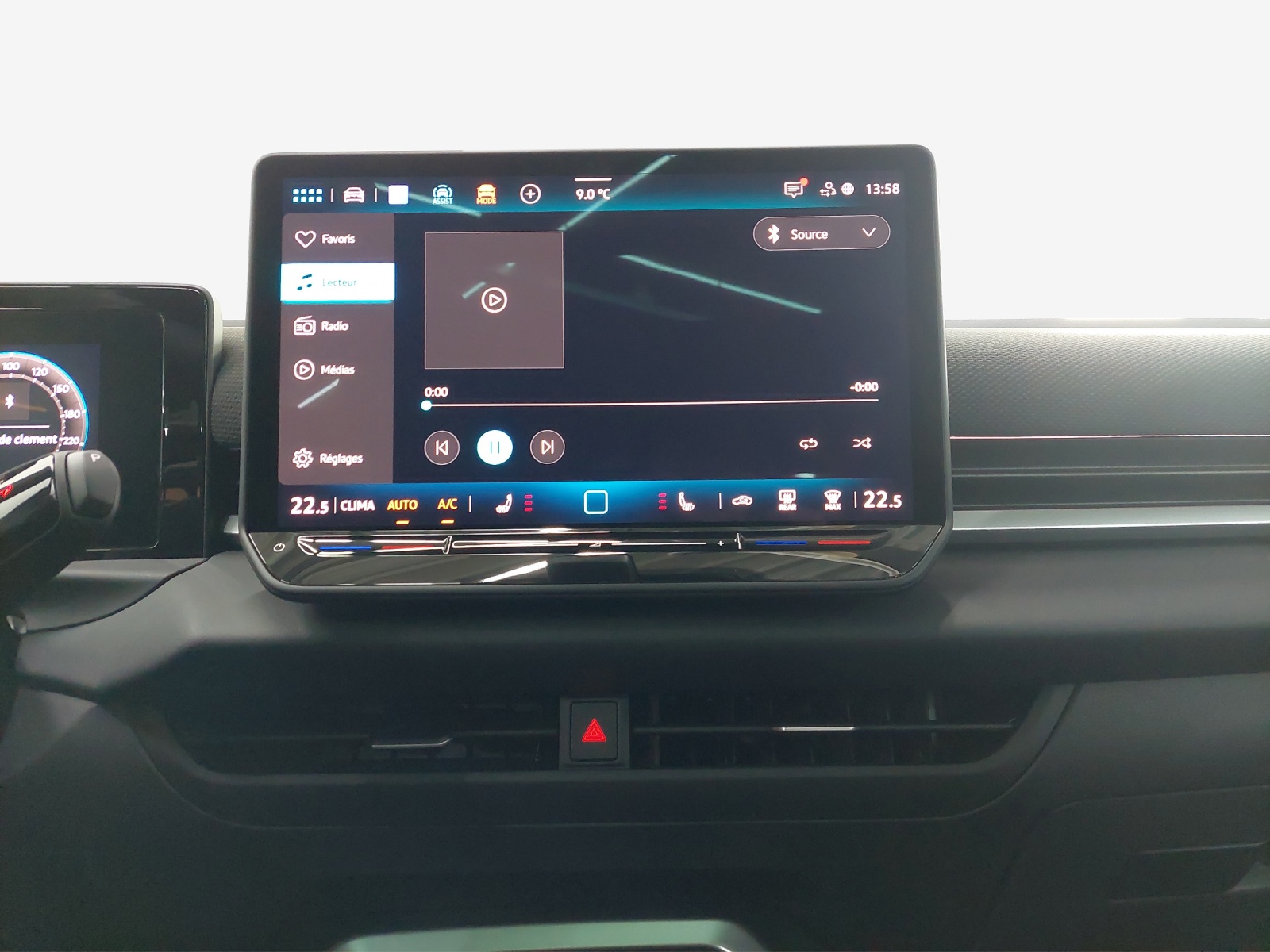 VW T-Roc 1.5 eTSI mHEV R-Line DSG-image-10