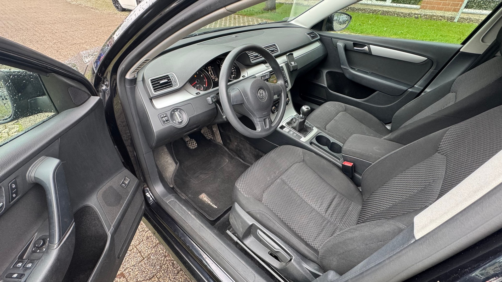 VW Passat Variant 1.4 TSI BlueMotion Highline-image-7