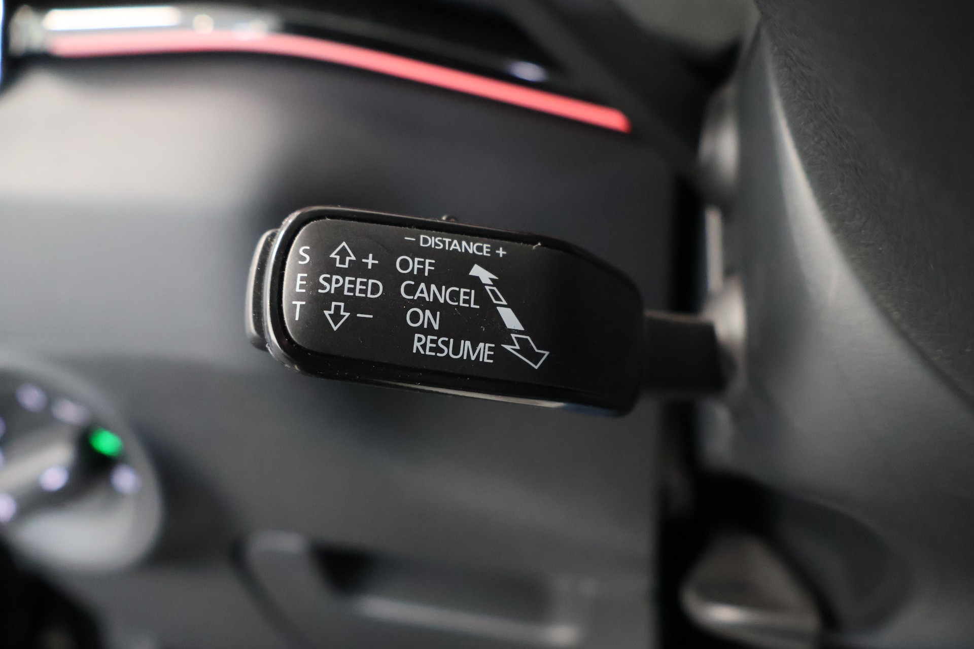 SKODA Karoq 2.0 TSI SportLine 4x4 DSG-image-26