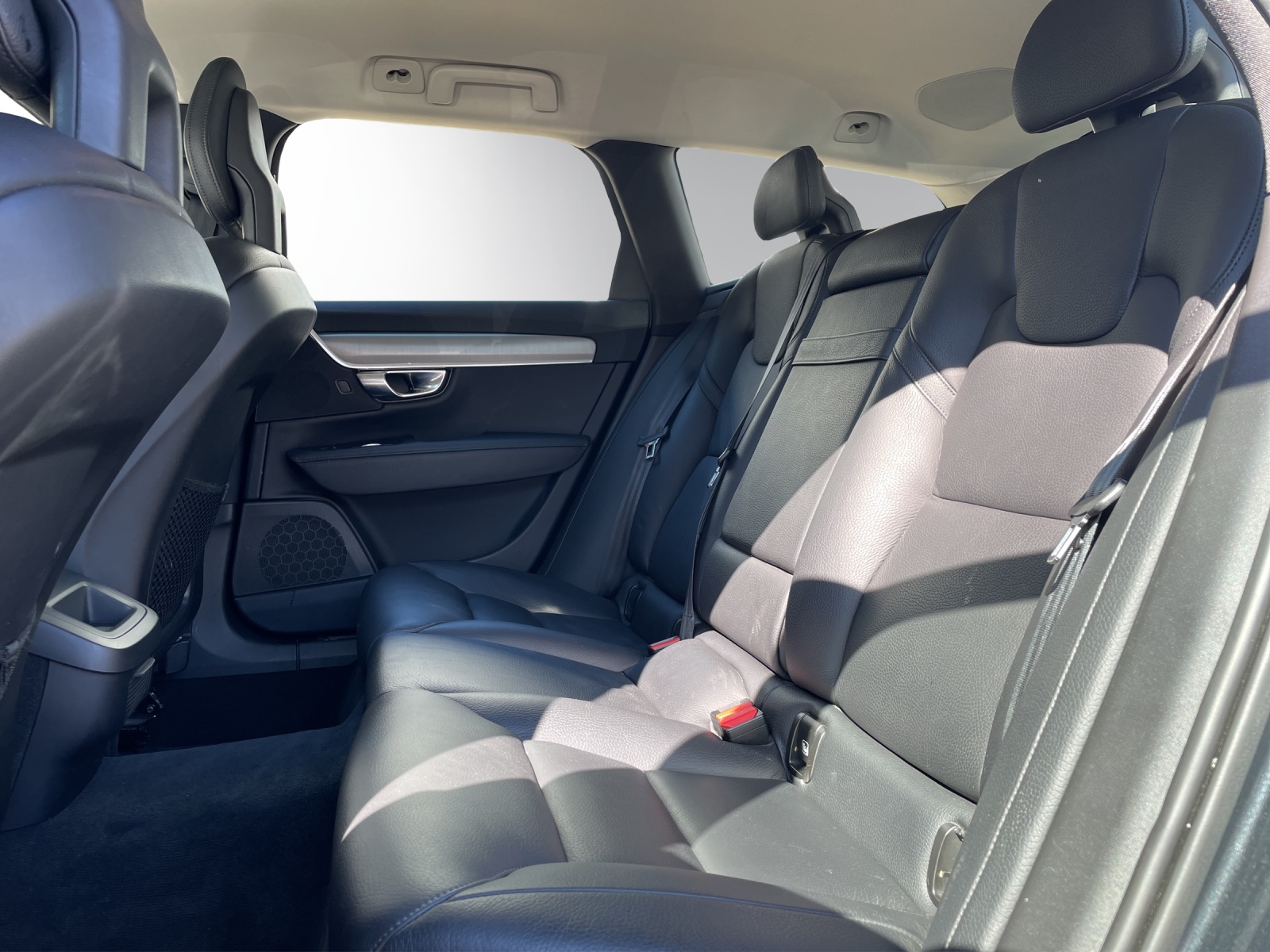 VOLVO V90 D5 AWD Momentum Geartronic Powerpulse-image-11