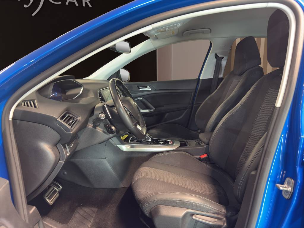 PEUGEOT 308 1.2 Pure Tech Allure Pack EAT8-image-5
