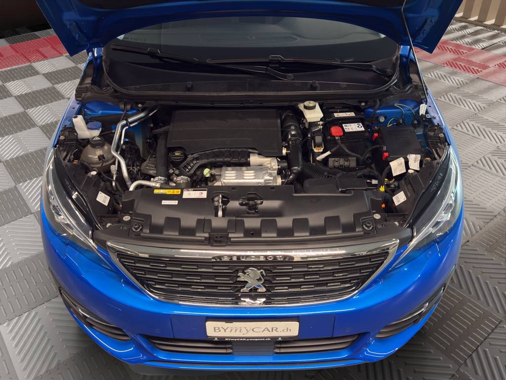 PEUGEOT 308 1.2 Pure Tech Allure Pack EAT8-image-10