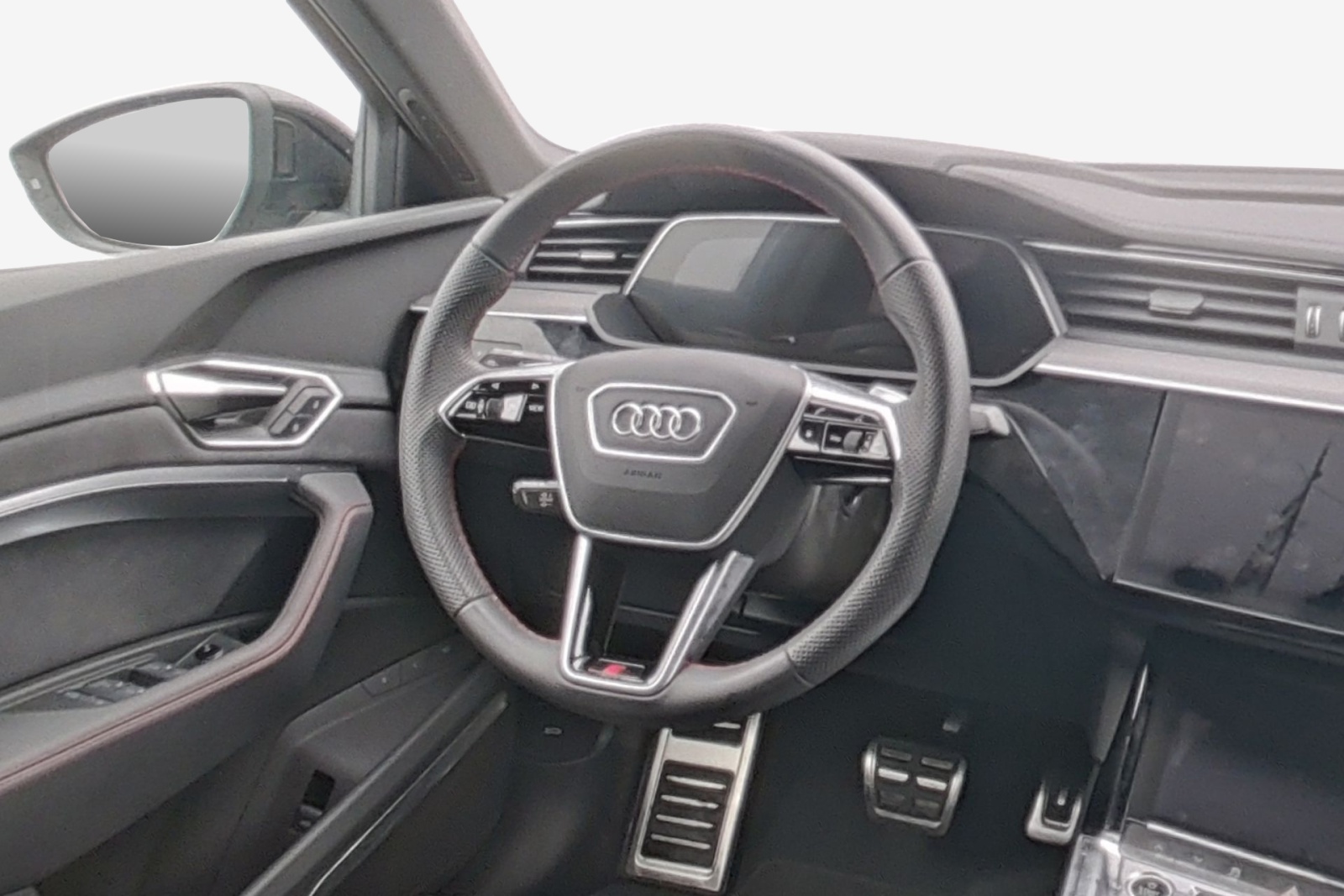 AUDI Q8 Sportback 55 e-tron Black Edition quattro-image-5