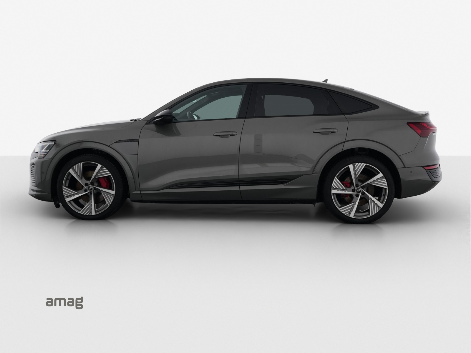 AUDI Q8 Sportback 55 e-tron Black Edition quattro-image-1