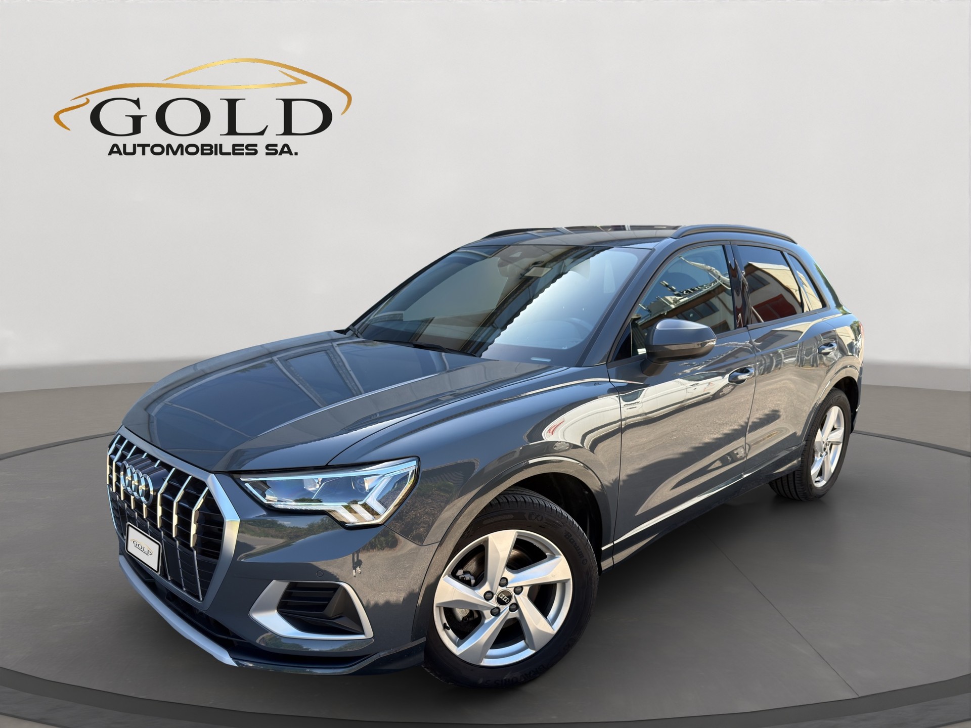 AUDI Q3 35 TFSI advanced S-Line Attraction S-tronic
