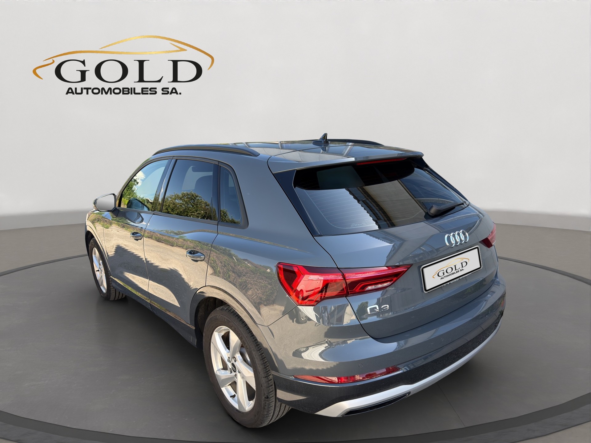 AUDI Q3 35 TFSI advanced S-Line Attraction S-tronic-image-10