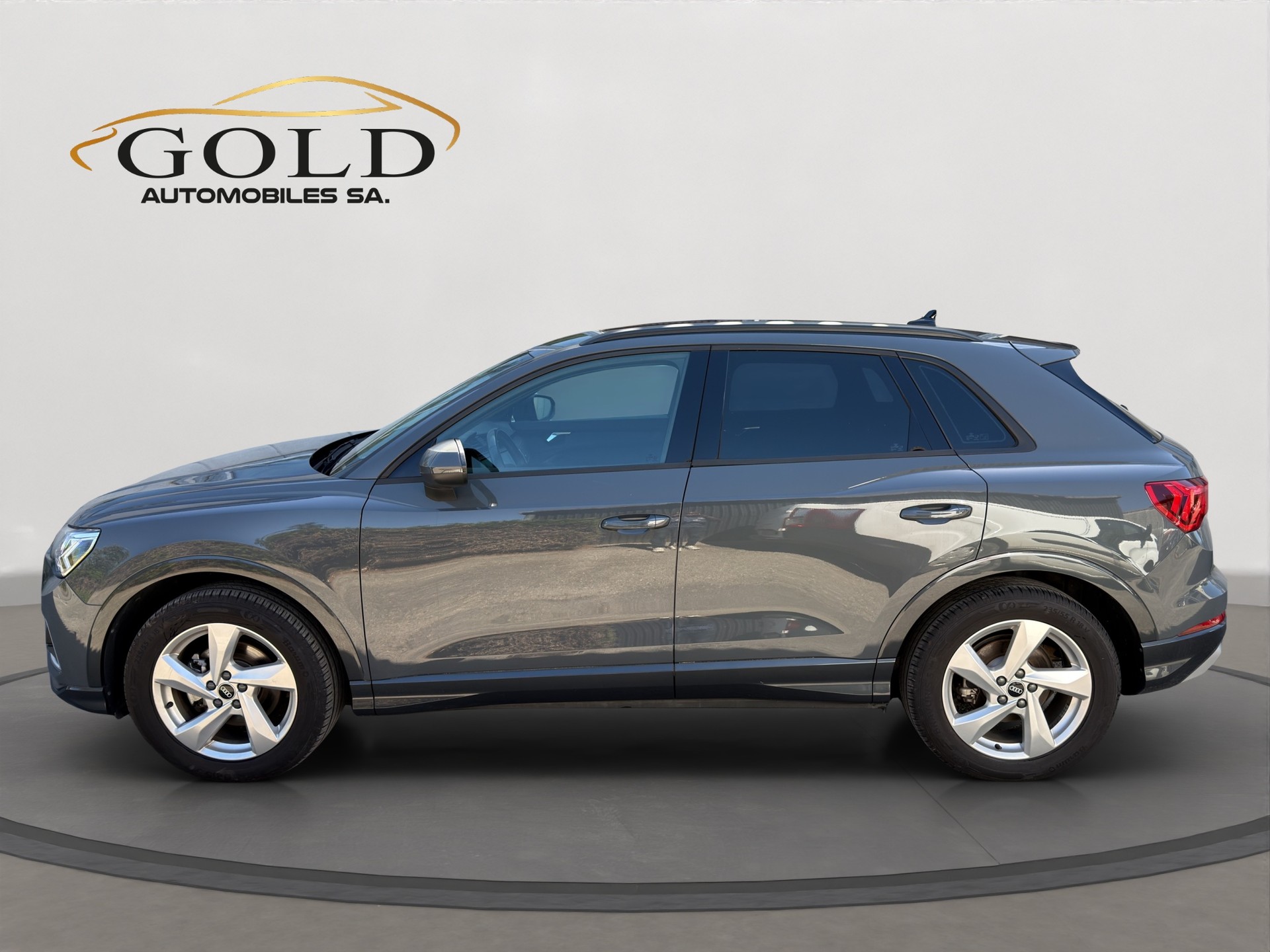 AUDI Q3 35 TFSI advanced S-Line Attraction S-tronic-image-11