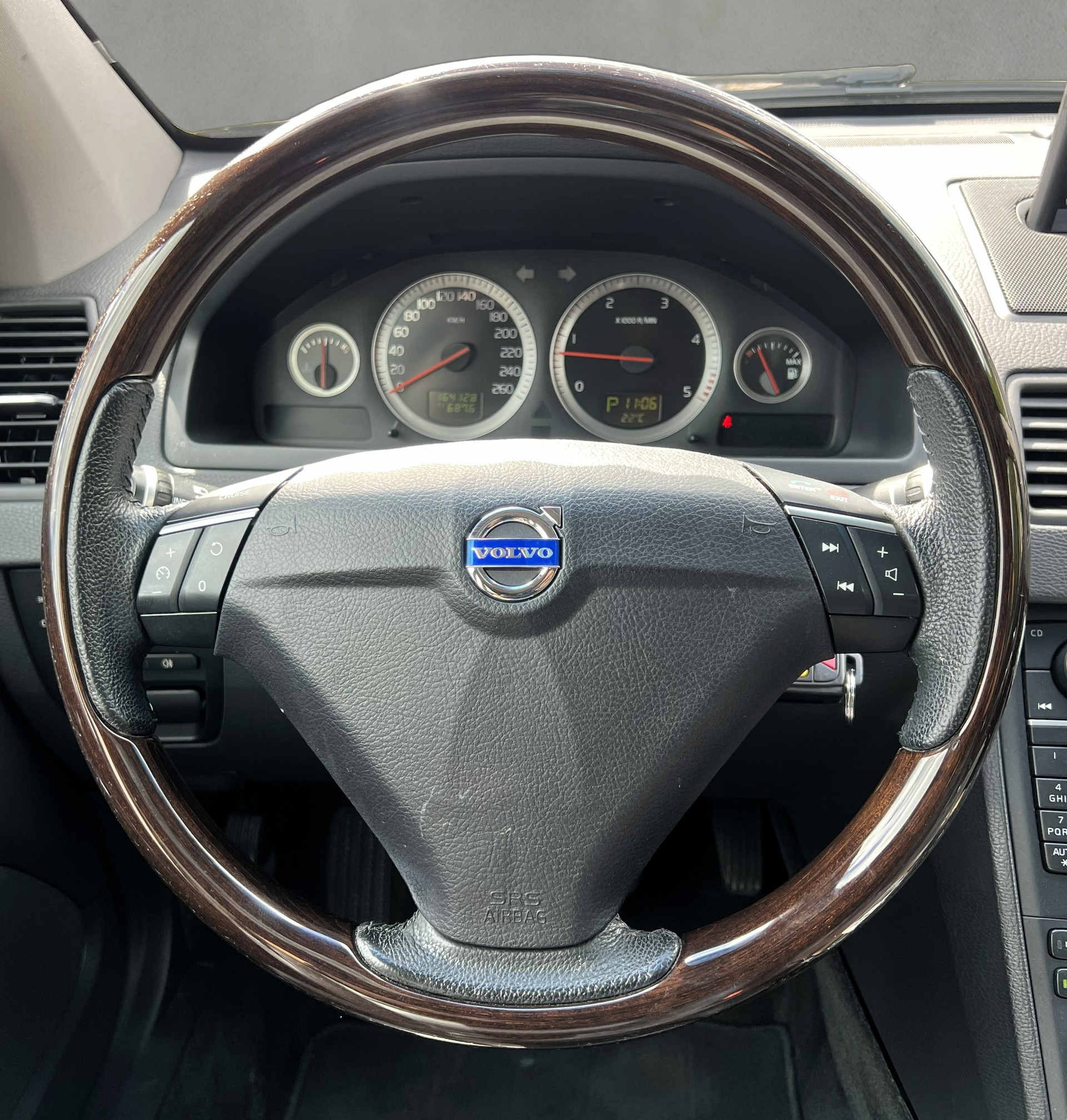VOLVO XC90 D5 AWD Kinetic-image-19