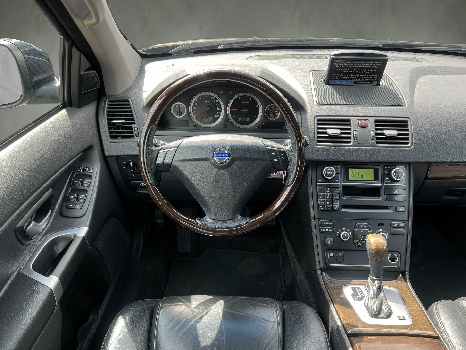 VOLVO XC90 D5 AWD Kinetic-image-20
