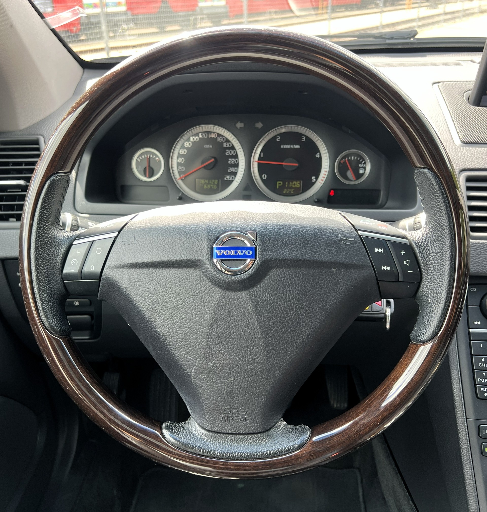 VOLVO XC90 D5 AWD Kinetic-image-19