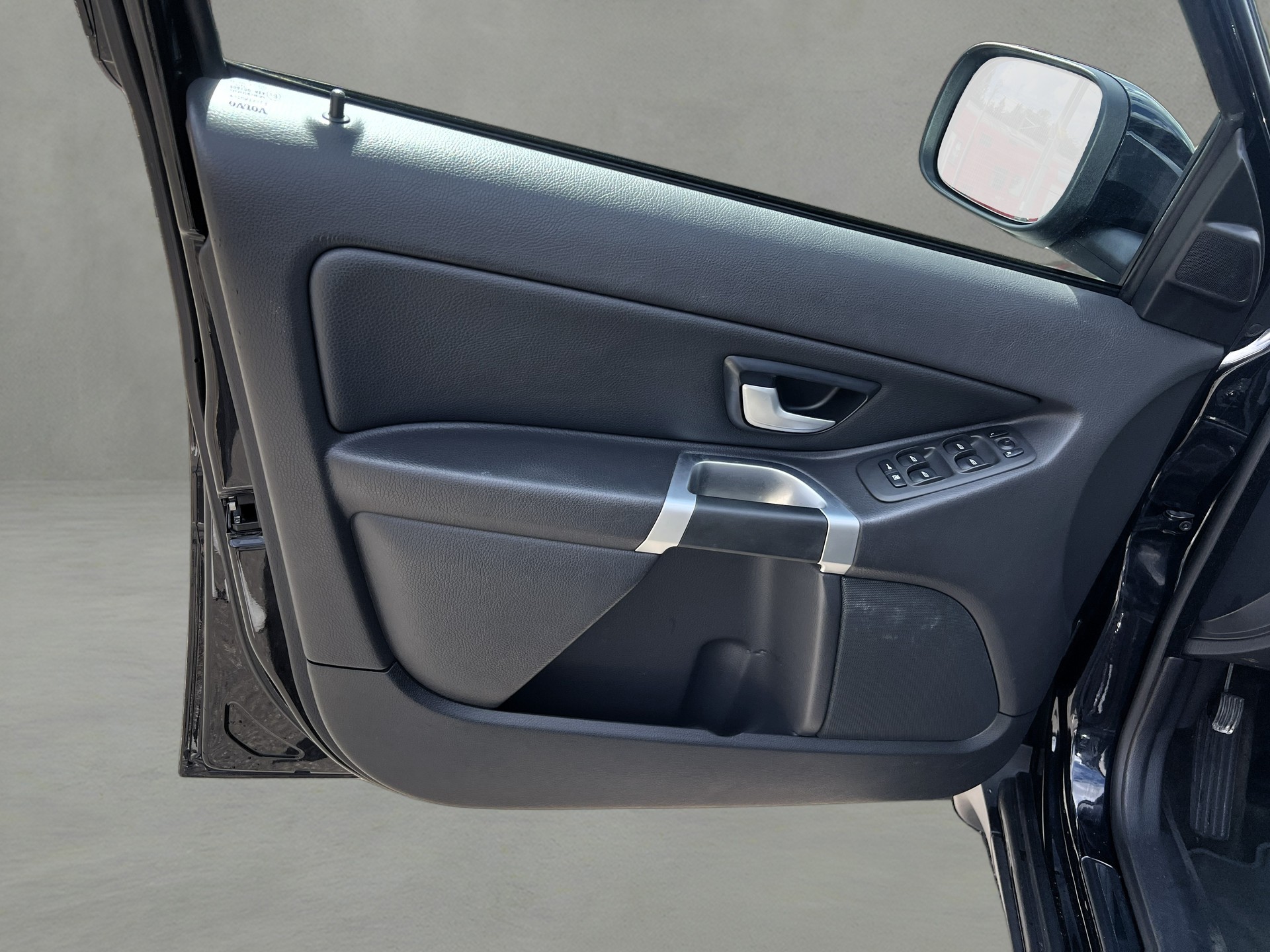 VOLVO XC90 D5 AWD Kinetic-image-17