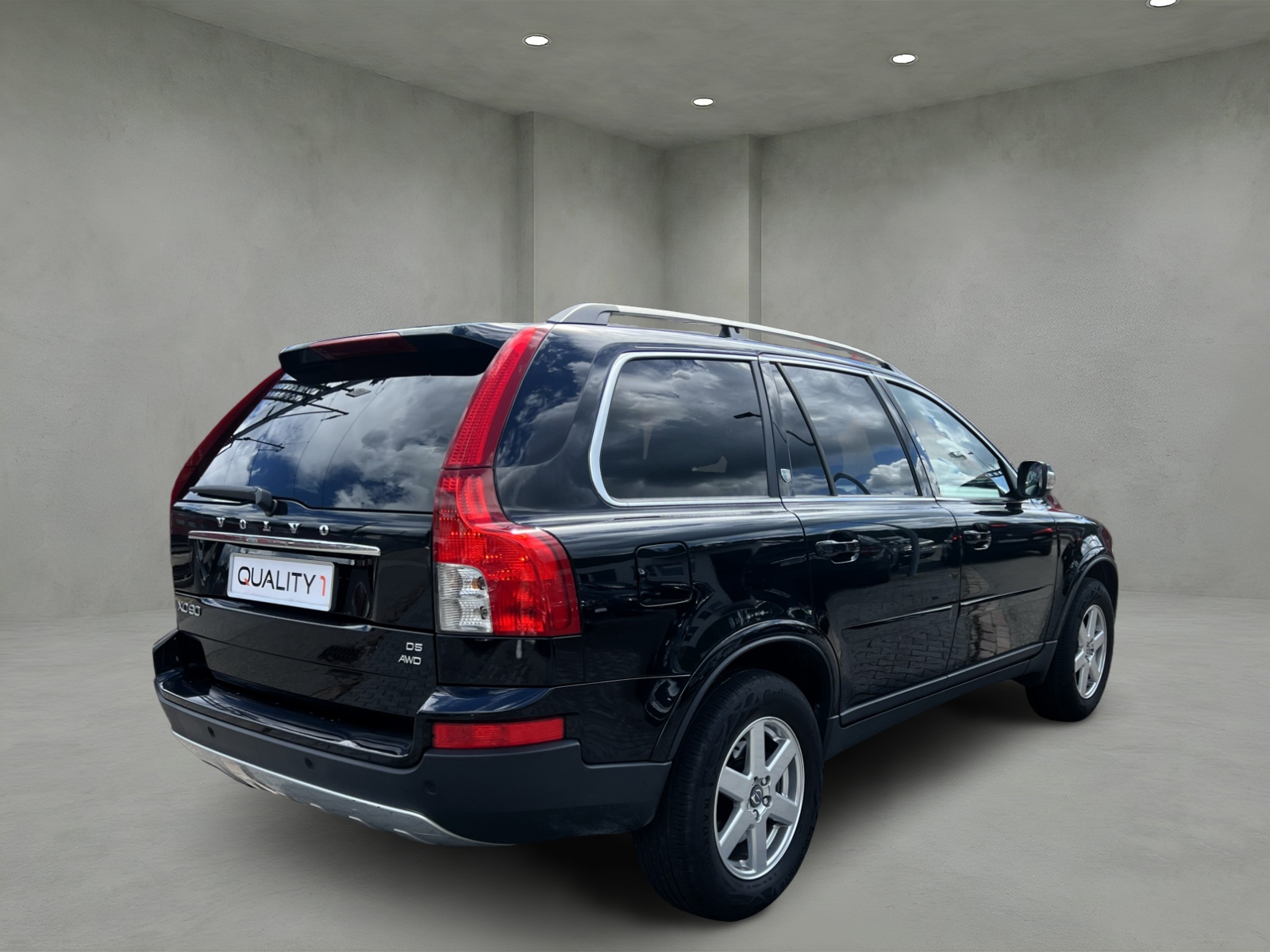 VOLVO XC90 D5 AWD Kinetic-image-4